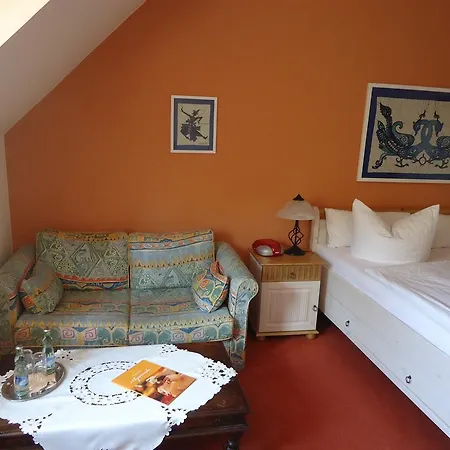 Wilhelmshof Guest house 3*